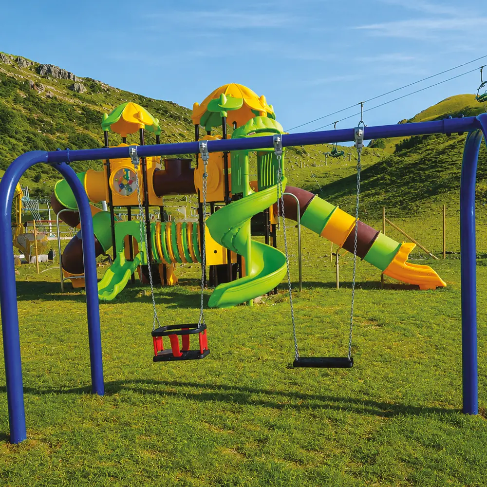 Parco Giochi LALLILAND per bambini attivo in estate